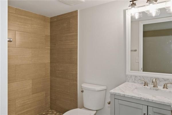 South Palm Place, 7680 Westwood Dr #819, Tamarac, Florida 33321, image 1