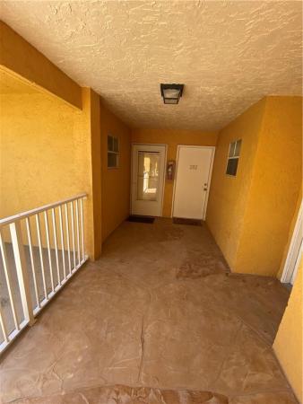 Chateau De Ville, 401 SE 10th St #201B, Dania Beach, Florida 33004, image 1