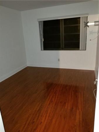 Golfwood, 707 NE 205th Ter #707, Ives Estates, Florida 33179, image 3