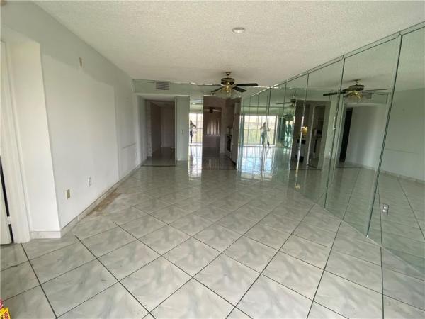Garfield At Century Village, 12750 SW 15th St #403D, Pembroke Pines, Florida 33027, image 1