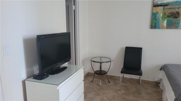 The Tides On Hollywood Beach, 3901 S Ocean Dr #4J, Hollywood, Florida 33019, image 1