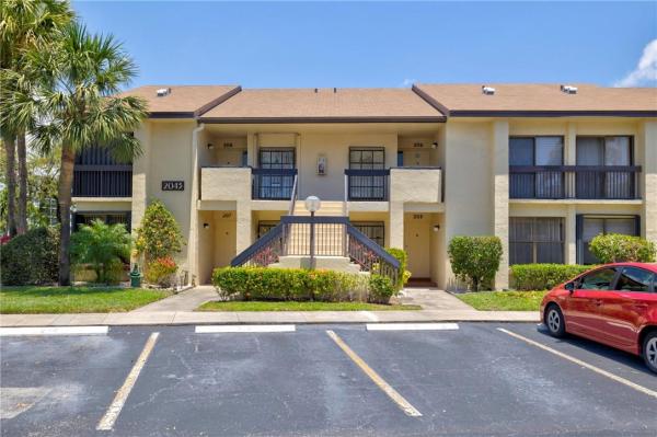 Meadowridge East, 2043 SW 15th St #207, Deerfield Beach, Florida 33442, image 3