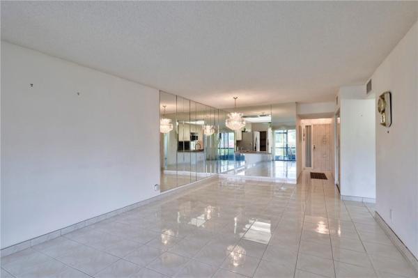 Meadowridge East, 2043 SW 15th St #207, Deerfield Beach, Florida 33442, image 1