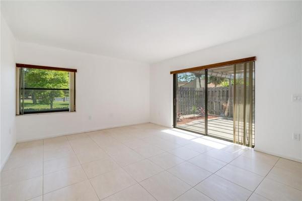 Delray Oaks, 3134 SW 20th Ter #11B, Delray Beach, Florida 33445, image 3