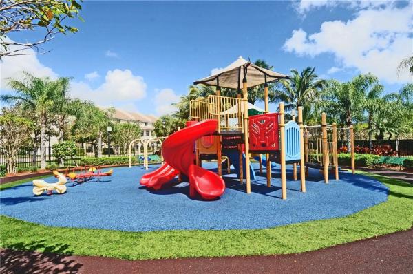 Mandarin Lakes, 14033 SW 270th Ter #14033, Naranja, Florida 33032, image 2