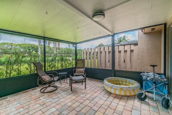 18 Chelsea Ln, Boynton Beach, Florida 33426, image 1