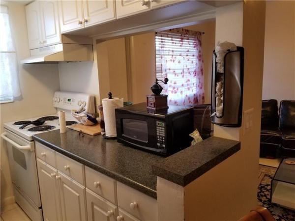 Park Lane, 111 SE 1st St #7, Boynton Beach, Florida 33435, image 2
