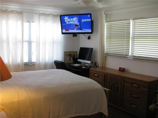 Horizon House, 2555 NE 11th St #410, Fort Lauderdale, Florida 33304, image 1