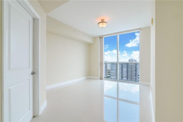 Ocean Marine Yacht Club, 1945 S Ocean Dr #2306, Hallandale Beach, Florida 33009, image 3