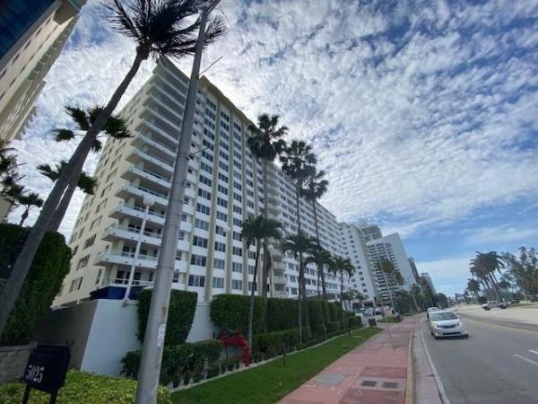 The Carriage Club, 5005 Collins Ave #PH06, Miami Beach, Florida 33140, image 3