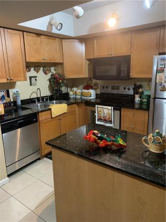 4221 Oak Terrace Dr #4221, Greenacres, Florida 33463, image 2