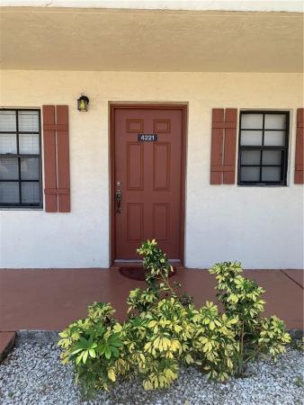 4221 Oak Terrace Dr #4221, Greenacres, Florida 33463, image 1