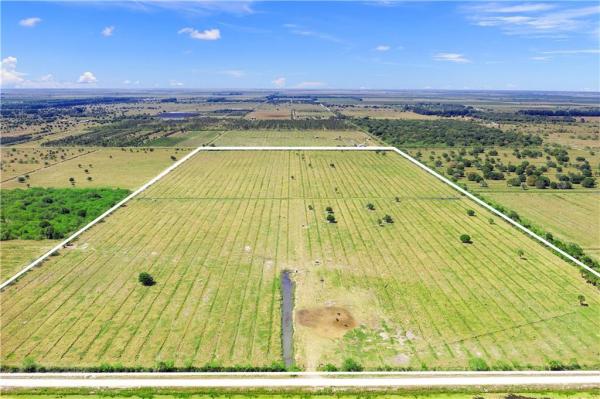 18700 Kelly Rd, Fort Pierce, Florida 34950, image 2