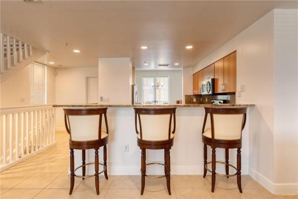 Pineapple Grove Village, 260 NE 3rd St #4-A, Delray Beach, Florida 33444, image 1