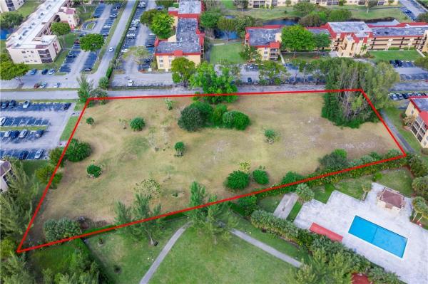 The Residences At Foxcroft Cove, 3300 Foxcroft Rd ROAD, Miramar, Florida 33025, image 2