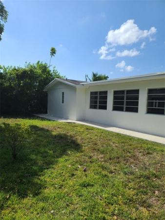 Andover, 125 NW 209th St, Miami Gardens, Florida 33169, image 1