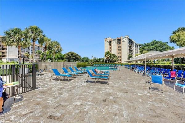 Huntington Lakes 1, 14475 Strathmore Ln #808, Delray Beach, Florida 33446, image 3