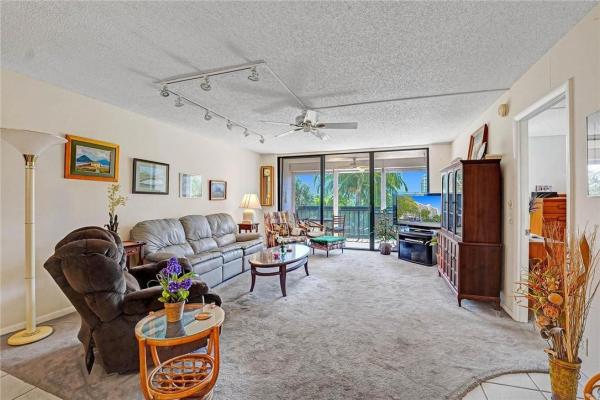 Coral Towers, 4800 Bayview Dr #403, Fort Lauderdale, Florida 33308, image 2