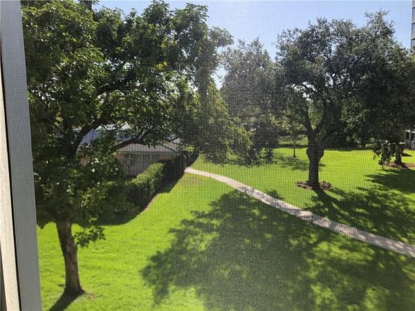 Briarwood Club, 9101 W Sample Rd #1001, Coral Springs, Florida 33065, image 2