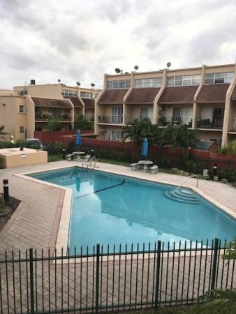 El Camino Real North, 820 SW 105th Ave #604, University Park, Florida 33174, image 1