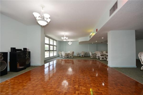 Silver Thatch Atlantic Plaza, 531 N Ocean Blvd #504, Pompano Beach, Florida 33062, image 1