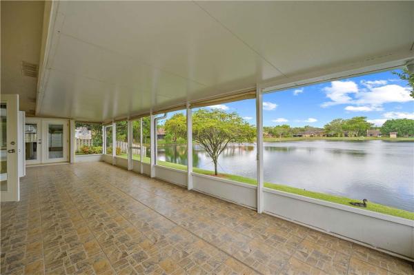 Plantation Hills, 807 W Plantation Cir, Plantation, Florida 33324, image 1