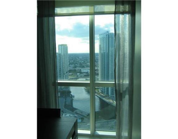 500 Brickell West, 55 SE 6th St #3901, Miami, Florida 33131, image 2