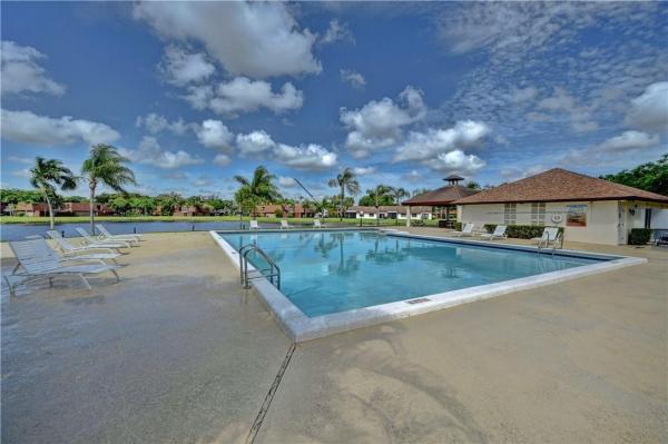 Village At Lake Pine, 835 SW 118th Ter, Davie, Florida 33325, image 1