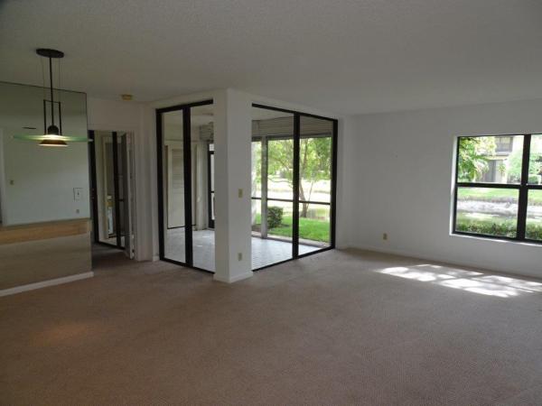 Applewood Village 3, 4748 Carambola Cir N #27129, Coconut Creek, Florida 33066, image 1