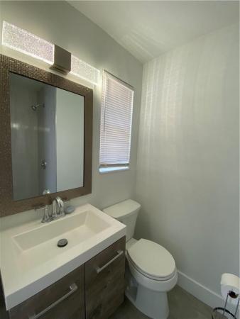Twin Lakes South, 4110 NW 10th Ter, Oakland Park, Florida 33309, image 1