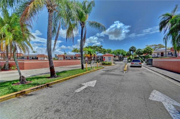 Monterey, 880 NE 207th Ter #206-10, Ives Estates, Florida 33179, image 2