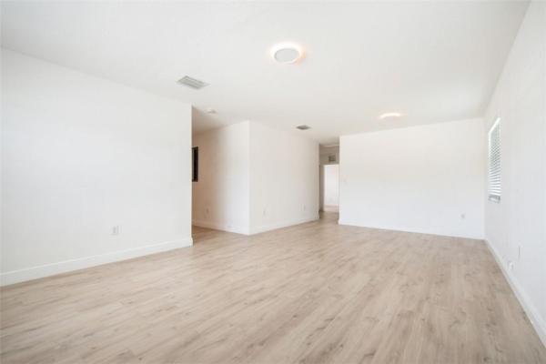 Symmes Sharman, 11960 SW 212th St, Goulds, Florida 33177, image 3