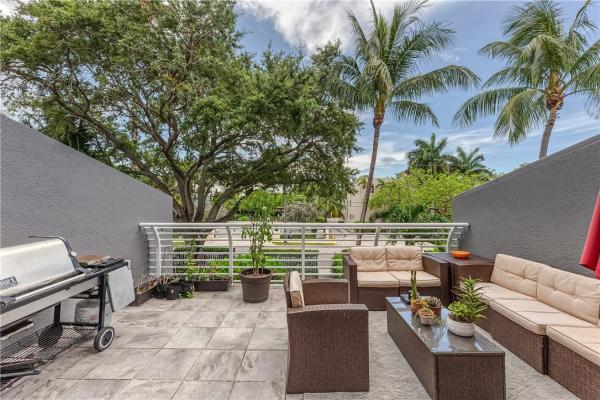 Lofts Of Wiltons Manors, 804 NE 28th St, Wilton Manors, Florida 33334, image 1
