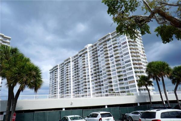 Del Prado South Towers, 18031 Biscayne Blvd #1902-3, Aventura, Florida 33160, image 1