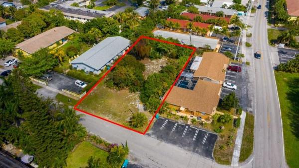 Crestview Boynton Beach, 2312 SE 3rd St, Boynton Beach, Florida 33435, image 2
