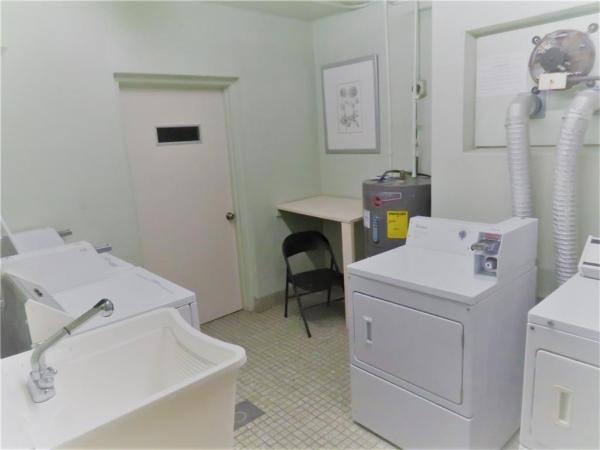 Fairways South, 200 NE 14th Ave #315, Hallandale Beach, Florida 33009, image 2