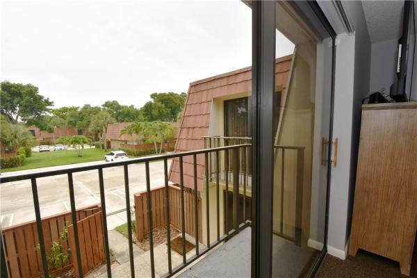 Sandalwood At Boynton Beach, 731 Buttonwood Ln, Boynton Beach, Florida 33436, image 1