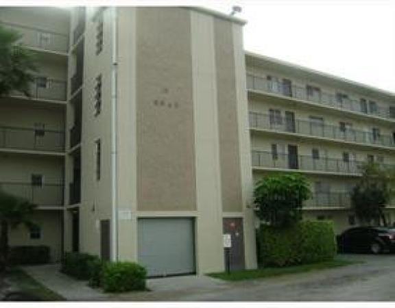Lakeshore At University Park, 8610 N Sherman Cir #307, Miramar, Florida 33025, image 2