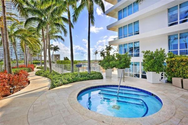 The Bentley Bay South, 520 West Ave #803, Miami Beach, Florida 33139, image 3