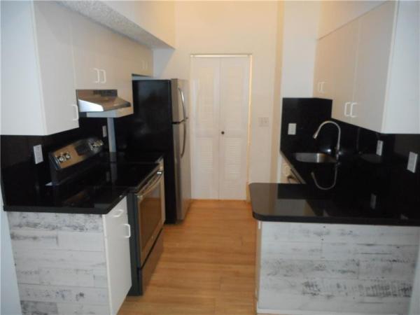 Serenity Palms, 3221 Sabal Palm Mnr #206, Davie, Florida 33024, image 3