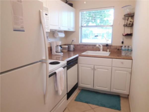 Casa Verano, 2400 NE 10th St #108, Pompano Beach, Florida 33062, image 1