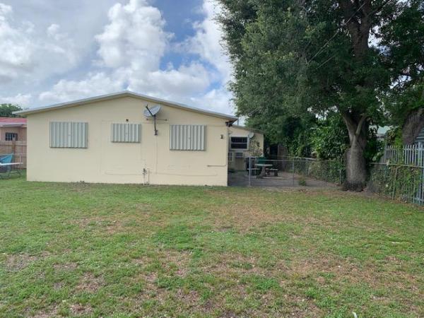 Avocado Park, 2428 NW 82nd St, West Little River, Florida 33147, image 3