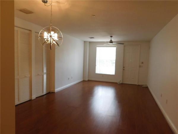 The Village At Sailboat Bend, 332 SW 14th Ave, Fort Lauderdale, Florida 33312, image 3