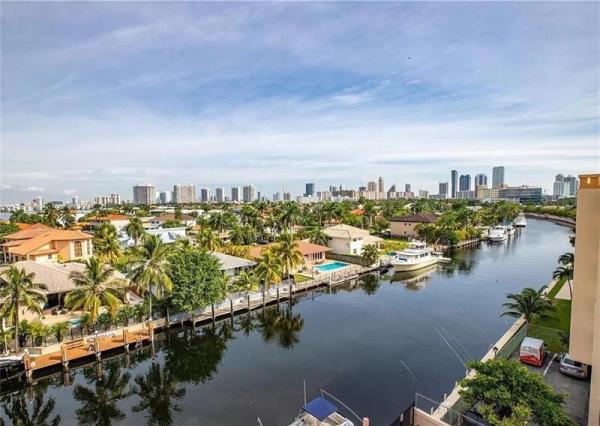 Island Shores, 2903 N Miami Beach Blvd #905, North Miami Beach, Florida 33160, image 2