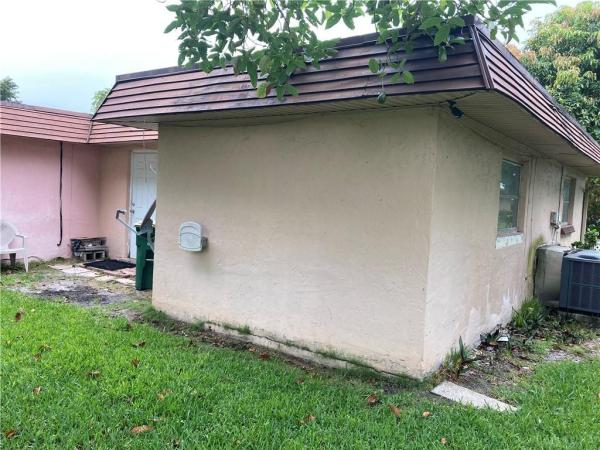 Vanguard Village 15, 7004 NW 63rd St, Tamarac, Florida 33321, image 1