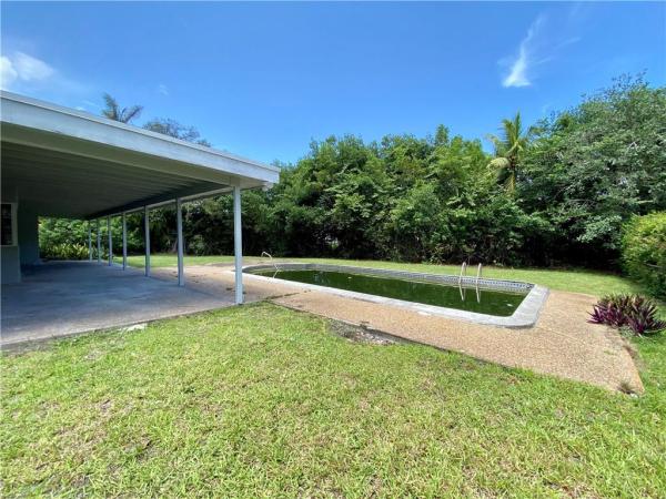 County Squire Estates, 20031 NE 25th Ave, Ojus, Florida 33180, image 1