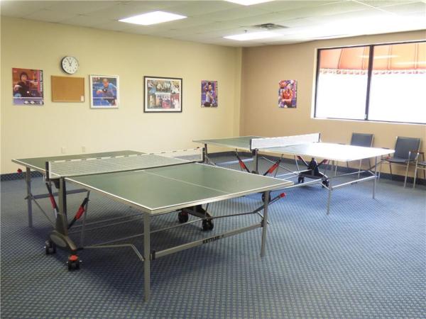 Hollybrook Golf & Tennis Club, 830 S Hollybrook Dr #305, Pembroke Pines, Florida 33025, image 1