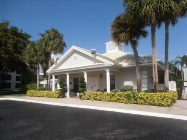 Whitehall 2 Of Pine Island Ridge, 1711 Whitehall Dr #406, Davie, Florida 33324, image 2