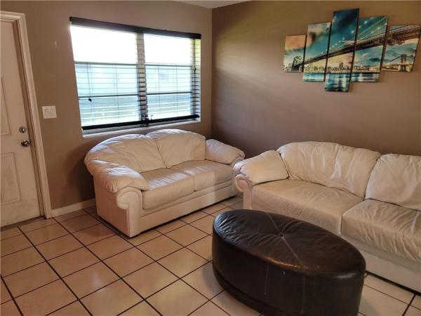 Coronet Bay, 2439 Polk St #2, Hollywood, Florida 33020, image 2