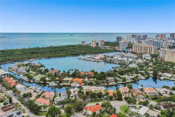 Hawthorne Bay, 1332 Bayview Dr #401, Fort Lauderdale, Florida 33304, image 3